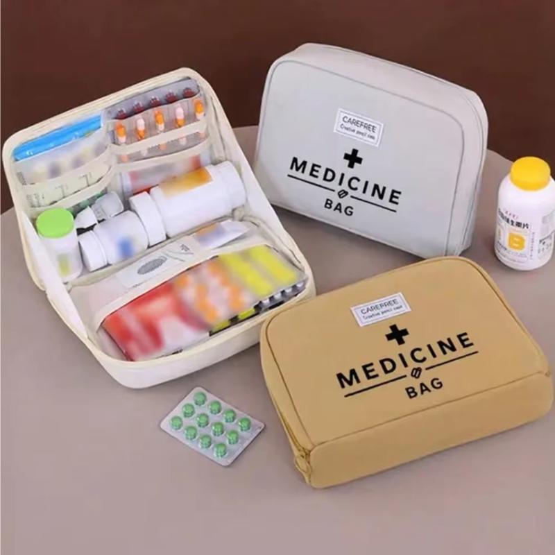 First Aid Kit - Urocza przenośna apteczka pierwszej pomocy –