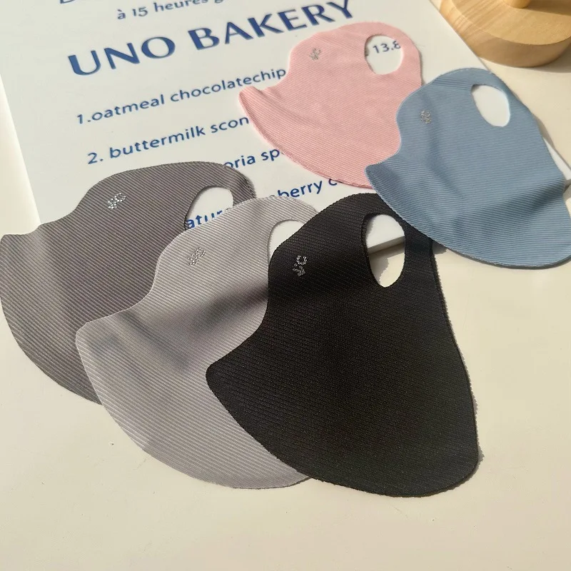 Maska z jedwabiu lodowego z 5  – Surgical Mask recenzja i cena